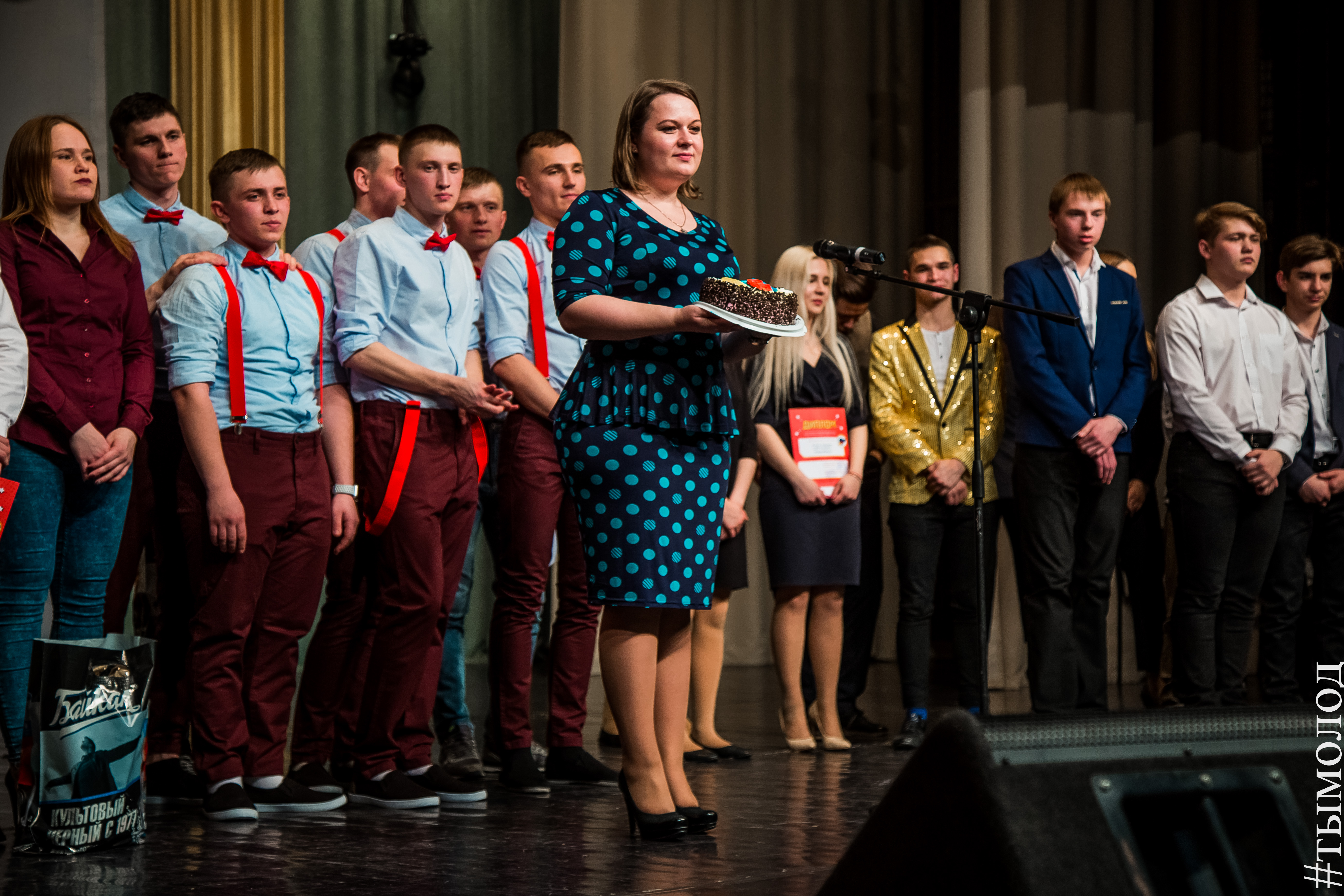 лига квн сибирь. квн сибирь 2022. команда квн сибирские богатыри. квн сибирь 2006 команда нзхк. квн сибирь ведущий.