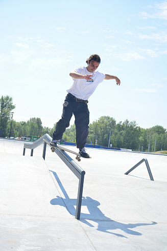Первый бетонный скейтпарк в Новосибирске и самый крупный скейтпарк за Уралом.